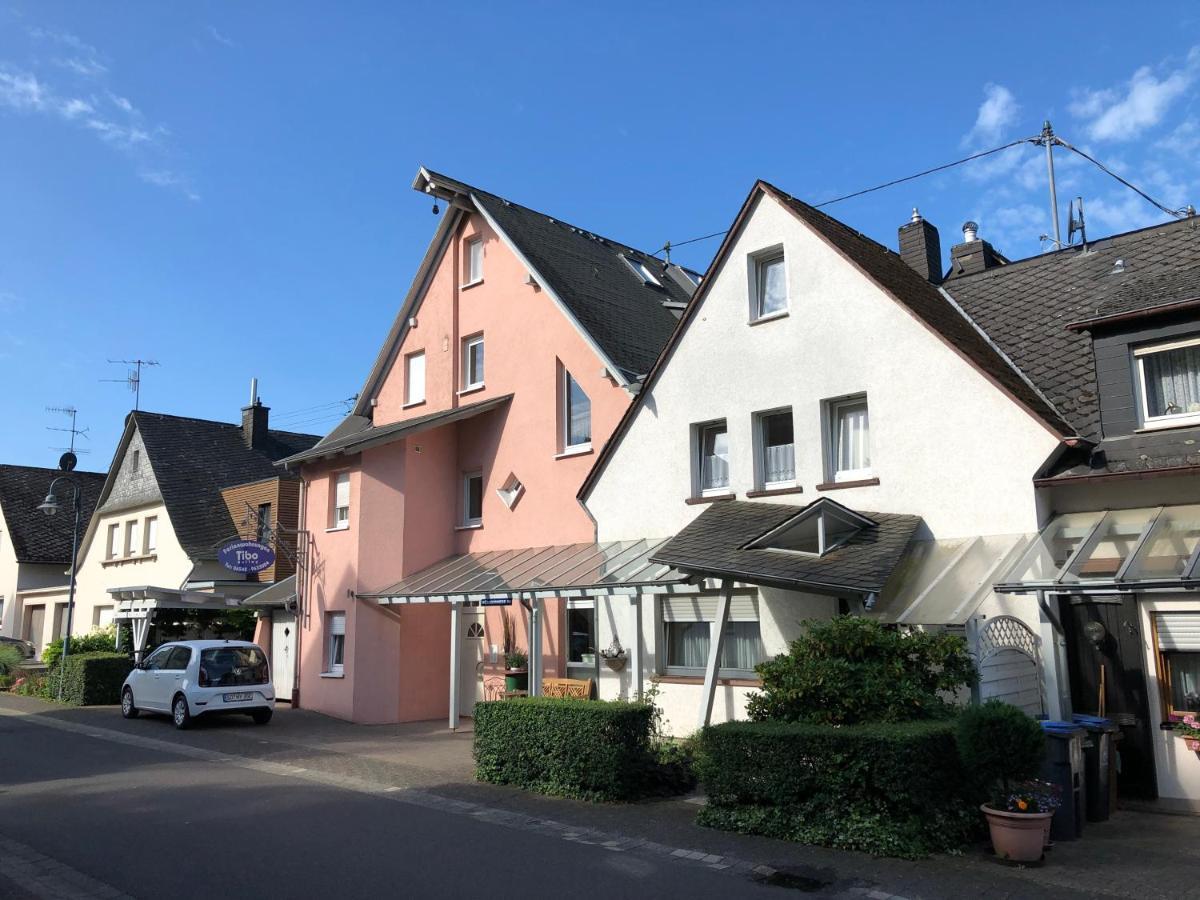 Ferienhaus Bullay Exterior foto